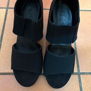 AEROSOLES - Purdy Black Wedge Sandals